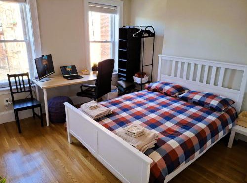 Homestay in South Boston