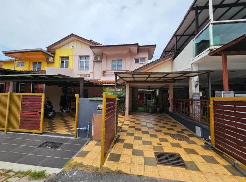 Homestay LaNik Saujana Utama 2