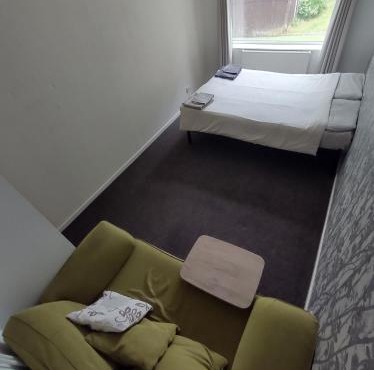 Homestay near a station and park