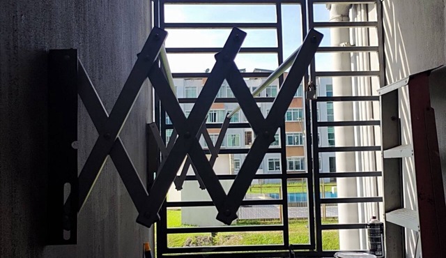 Homestay near UMS Sepanggar - ground floor with pool view!