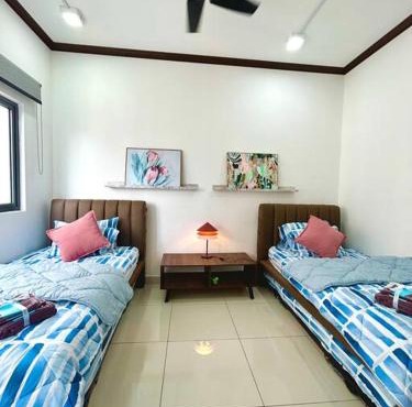 Homestay Rumah Kita Edusentral Setia Alam