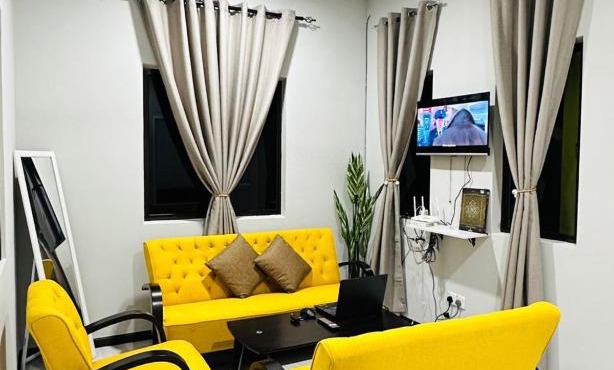Homestay Rumah Kuning