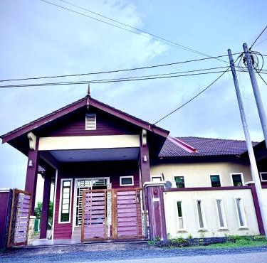 Homestay Selesa KBK Guest House