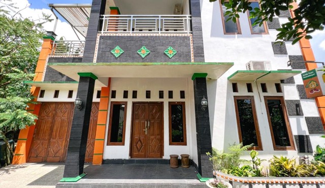 Homestay Syariah Jakal 3 Dekat UGM by Simply Homy
