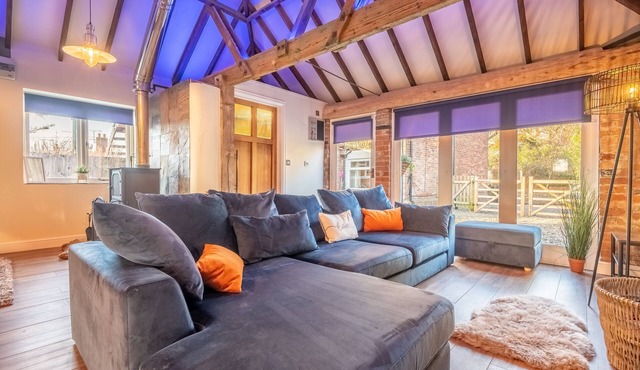 Homestead and Black Cat Barn, Southrepps, Norfolk