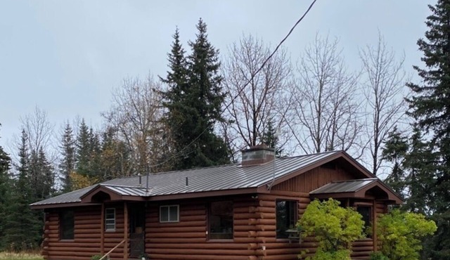 HOMESTEAD HIDEAWAY, ANCHOR POINT'S AUTHENTIC HOMESTEAD JUST 20 MINUTES TO HOMER