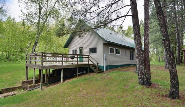 Homestead House ~ Drummond Lake