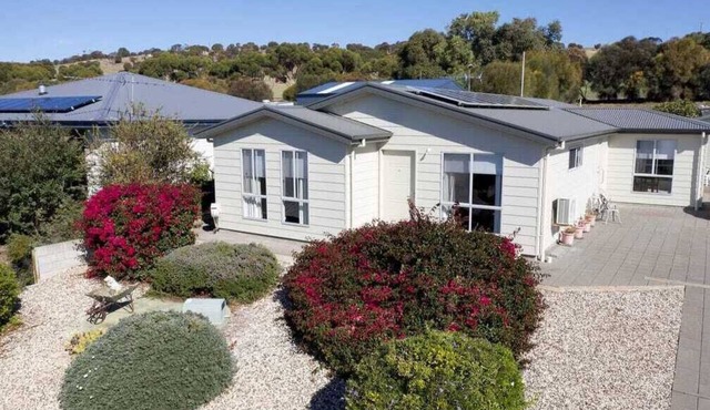 Homestyle house in Penneshaw