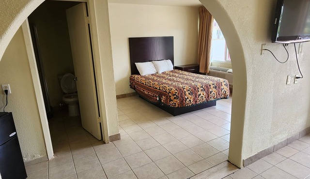 HomeTown Inn and Suites