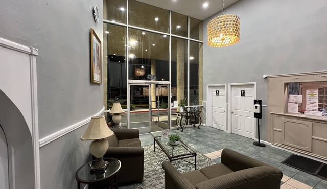 Hometown Inns North Hills