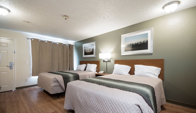 HomeTowne Studios By Red Roof Seattle - Kent/Des Moines