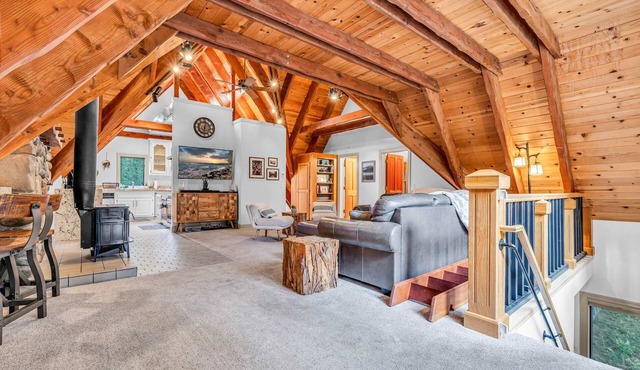 Homewood Hideaway | Family Friendly + EV Charger