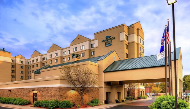Homewood Suites by Hilton Minneapolis-Mall Of America