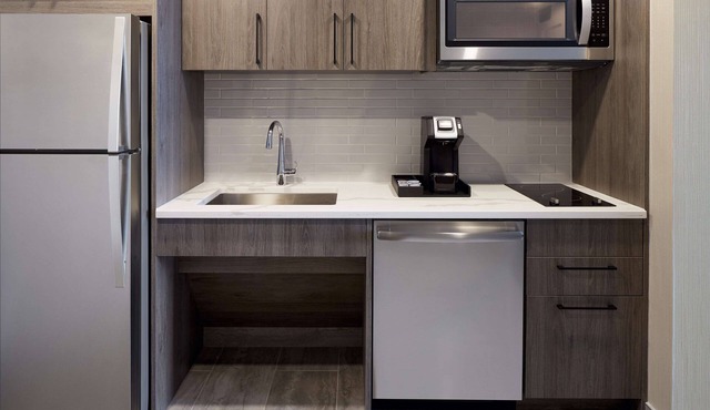 Homewood Suites by Hilton Montreal Midtown, Quebec, Canada