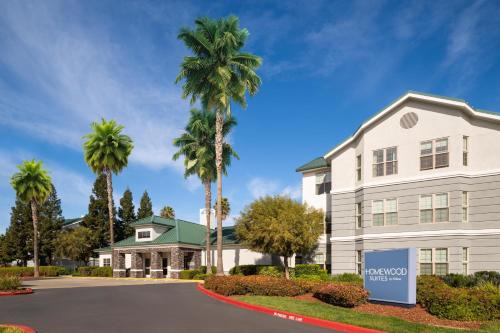 Homewood Suites by Hilton Sacramento Airport-Natomas