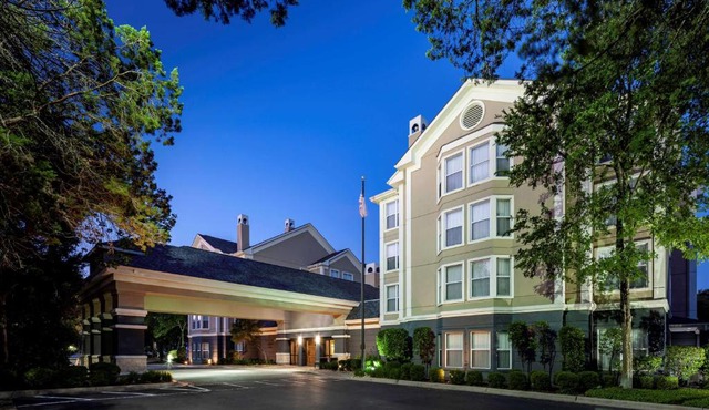 Homewood Suites by Hilton Austin NW near The Domain