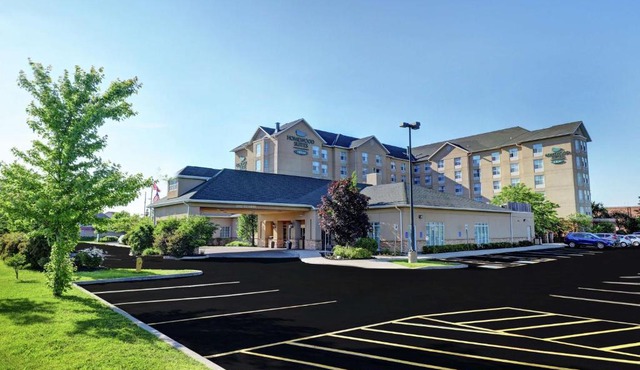 Homewood Suites by Hilton Cambridge-Waterloo, Ontario