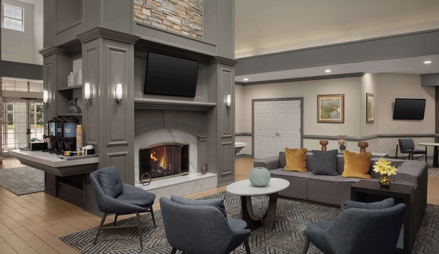 Homewood Suites by Hilton Alexandria/Pentagon South