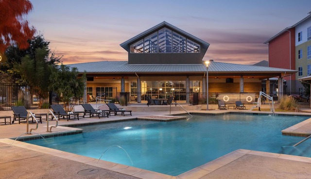 Homewood Suites by Hilton TechRidge Parmer @ I-35