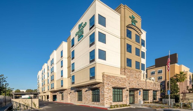 Homewood Suites By Hilton Belmont