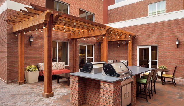 Homewood Suites by Hilton Kalamazoo-Portage