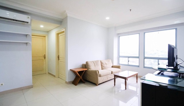 Homey 2Br With Extra Room At Taman Beverly Apartment