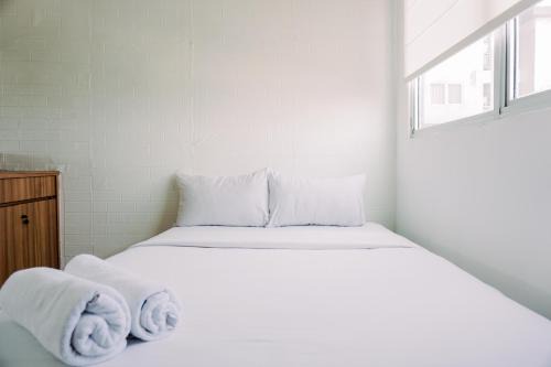 Homey and Comfort Stay 2BR Pakubuwono Terrace Apartment By Travelio