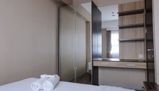 Homey And Cozy 2Br At Mekarwangi Square Cibaduyut Apartment