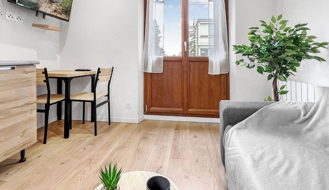 Homey Arbustro - Studio/Close to border and tram