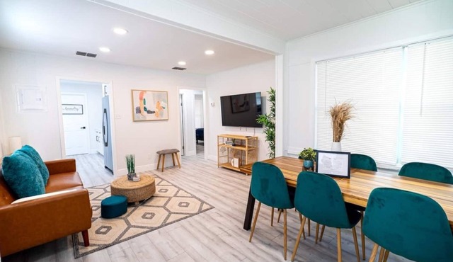 Homey Cozy Newly Renovated Stylish&chic