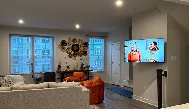 Homey Frederick Haven – Comfort & Convenience in Historic Frederick