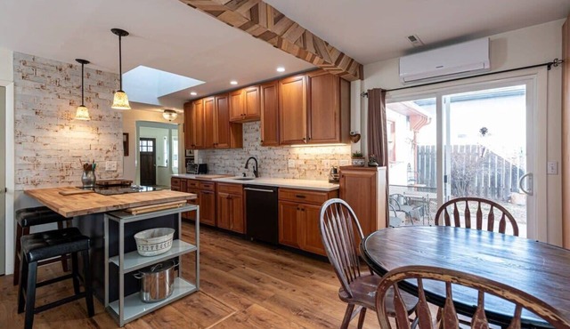 Homey Retreat in Historic Old Town Lafayette