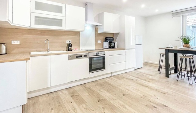 Homey Sakine -Large home/Near downtown Cluses/Wifi