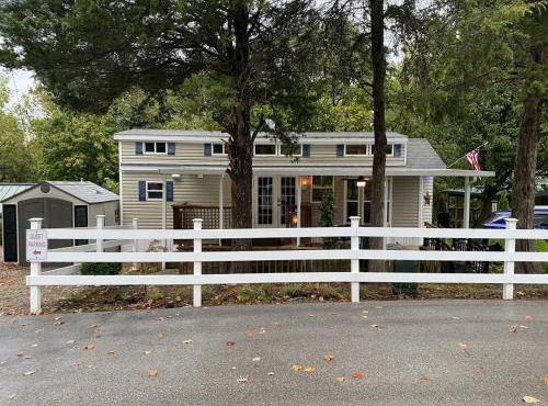 Homey Villa with Loft in Bloomington