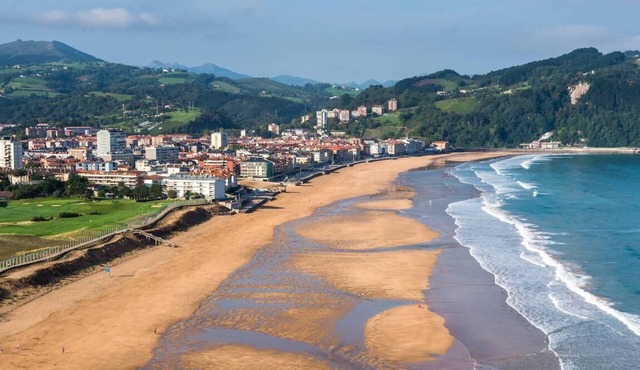 Hondartza, Apartamento en Primera Línea de Playa en Zarautz