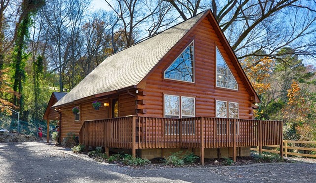 Honey Bear Lane - Log Cabin - Lake Guntersville, AL - Near Sunset Beach