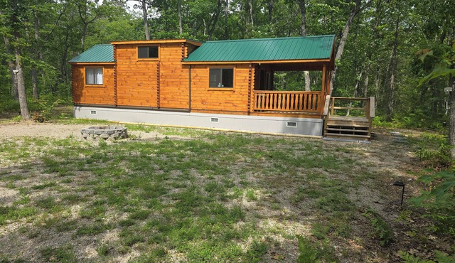Honey Bee Farms Secluded Cabin Near Lake Huron