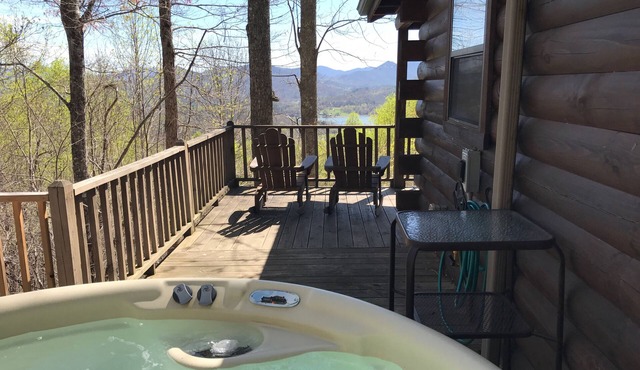 Honey Lodge, Mtn View, Hot Tub, Master Main, Dogs Welcome