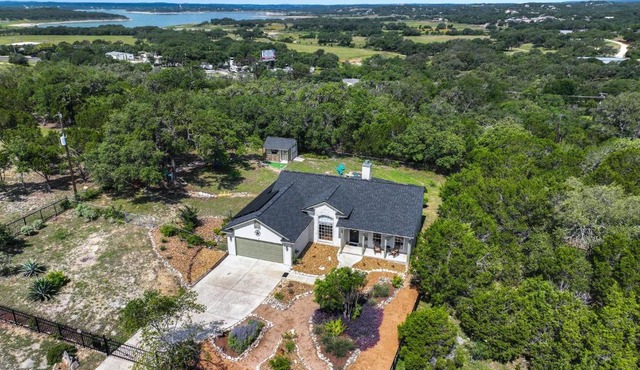 Honey's Lake House