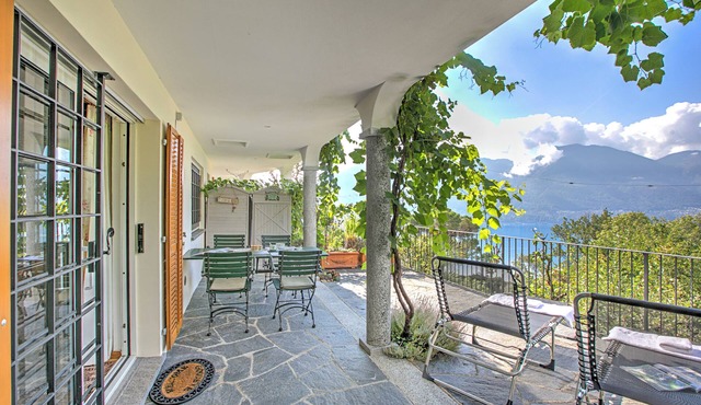 Honeymoon Love Retreat 1, Brione Sopra Minusio, Switzerland