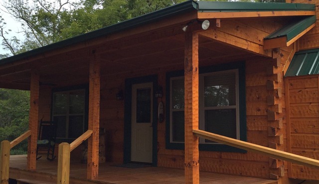 Honeymoon/couples Retreat - Private Custom Built Log Cabin - Wi-fi