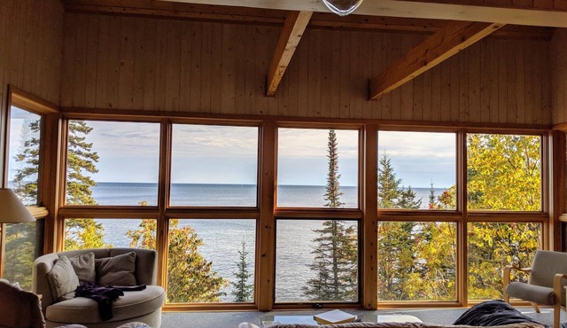 Honeymoon Home on Superior Pebble Beach