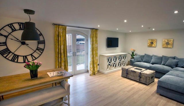 Honeysuckle Cottage, Drift House Holiday Cottages