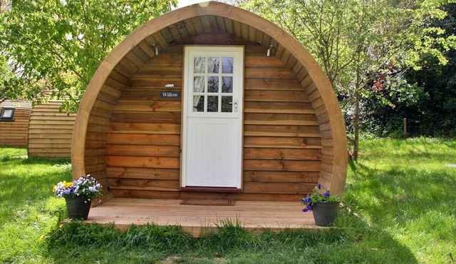 Honeysuckle Glamping Pod