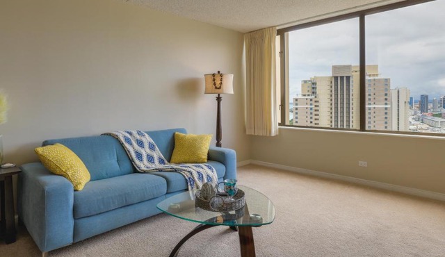 Honolulu Condo Stay with Balcony Walk to Beaches!