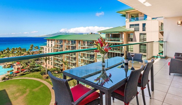 Honua Kai 825 3BD Oceanfront Retreat w/Lanai, Floor-to-Ceiling Views & Modern Kitchen