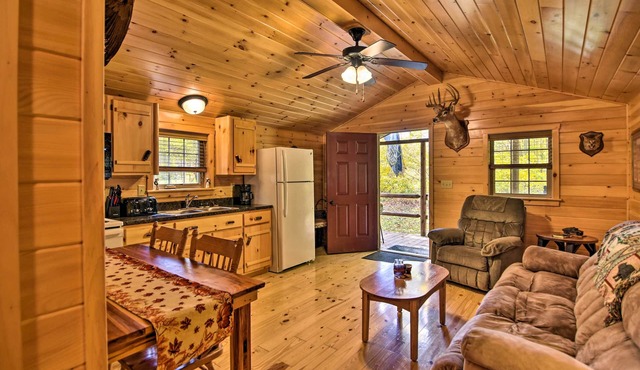 ‘Hooah’ Cabin Retreat w/Grill & Step-Free Access