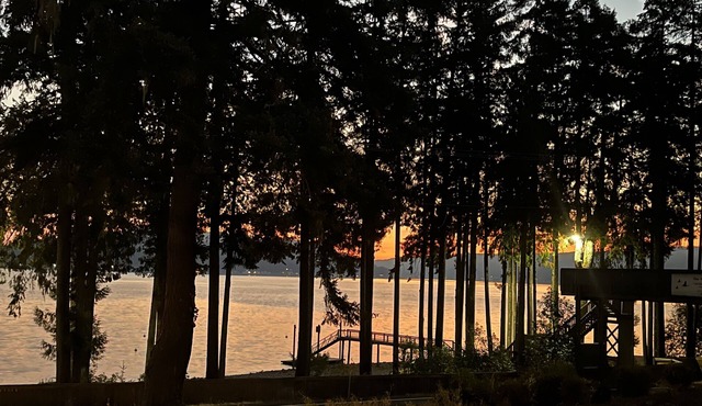 Hood Canal Beach Retreat