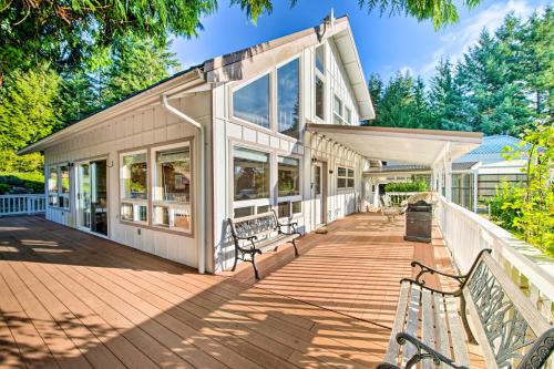 Hood Canal Home w/Views - Bordering Olympic NP!