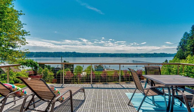Hood Canal Vacation Cottage